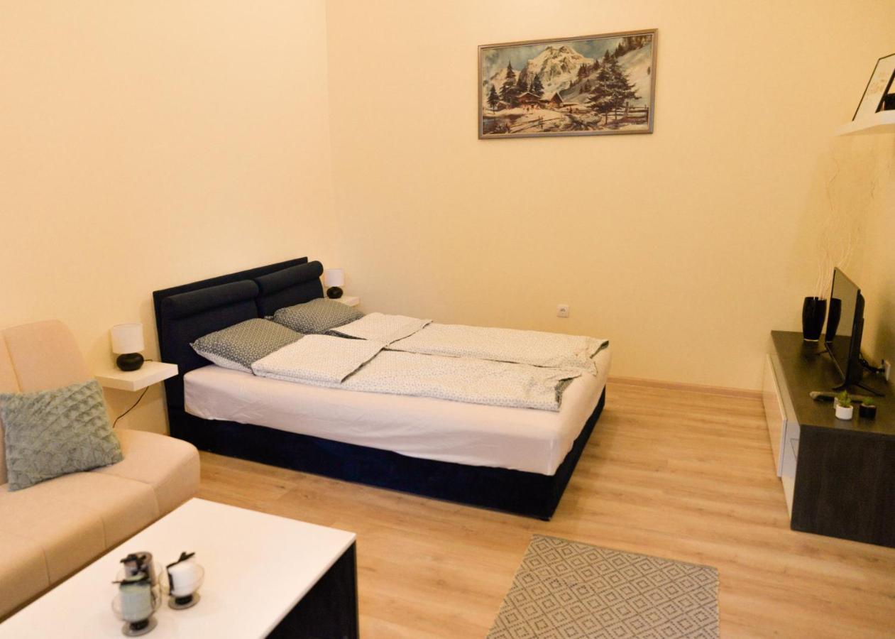 Centrum Apartment Senta Ngoại thất bức ảnh